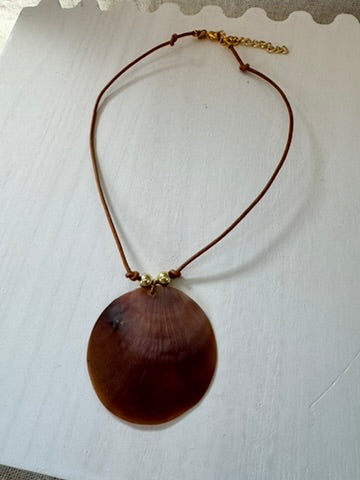 Mother of Pearl - Tan